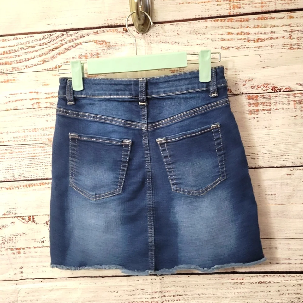 No boundary S3 Jean Skirt